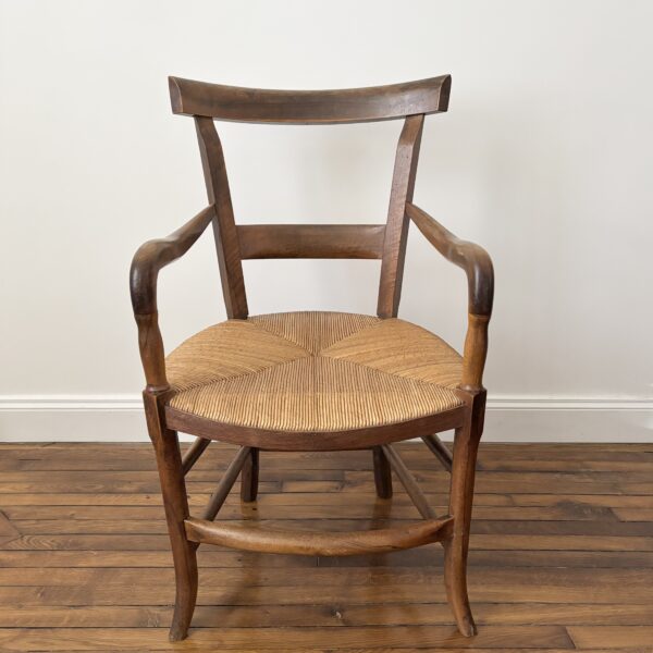 Fauteuil campagnard en paille & noyer – Image 9